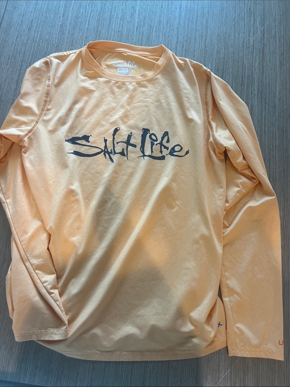 Salt Life boys Long Sleeve Performance Shirt - Peach/Black Logo